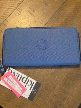 Kipling Money World Wallet Blue Lover NWT